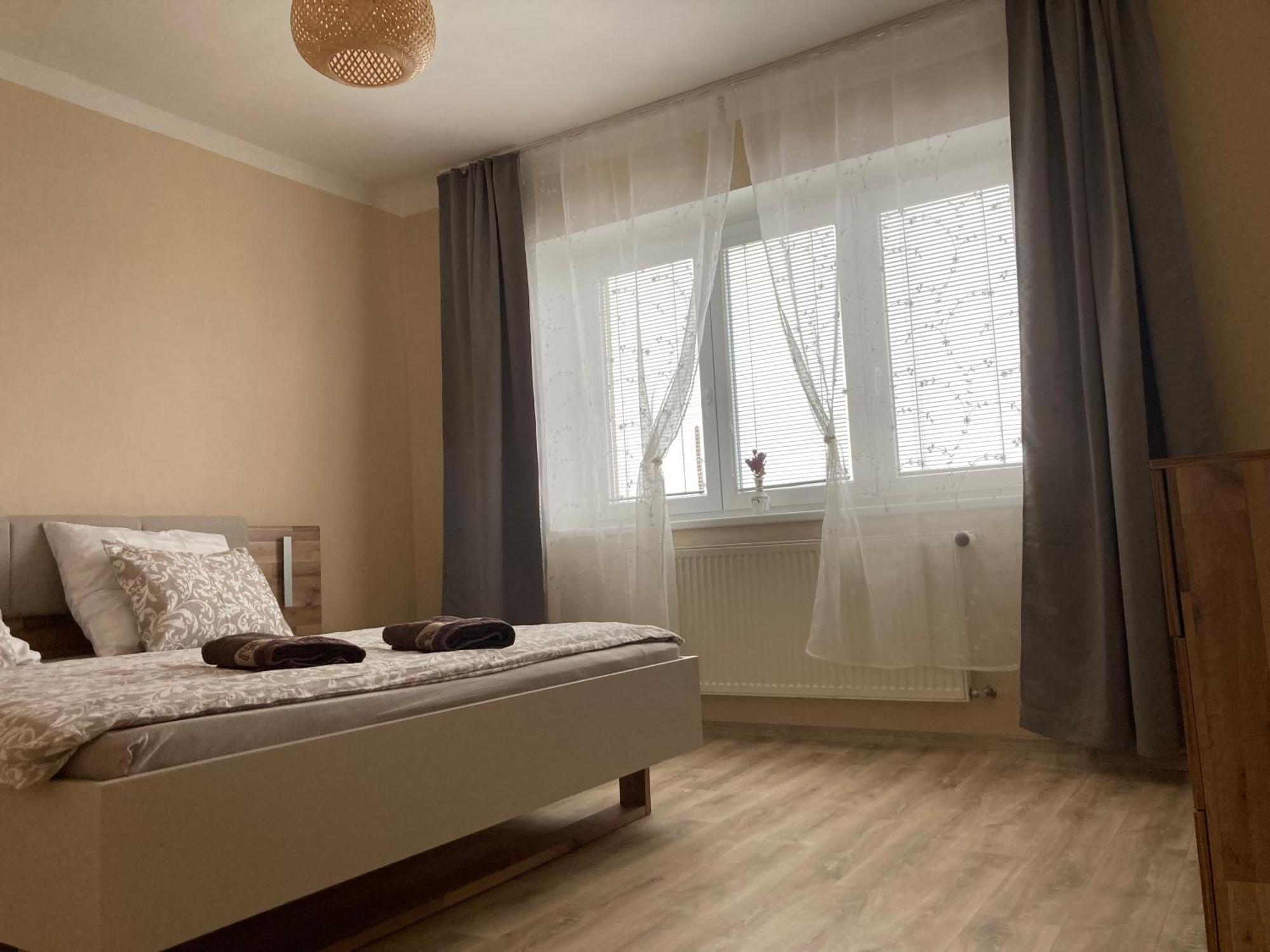 Drzovice Apartment In The Garden מראה חיצוני תמונה
