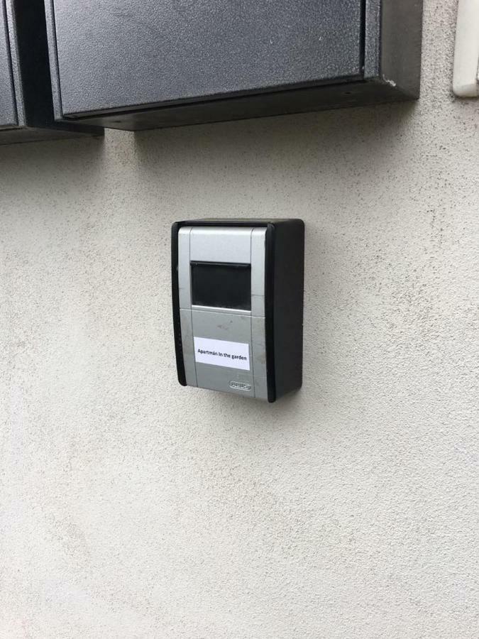 Drzovice Apartment In The Garden מראה חיצוני תמונה